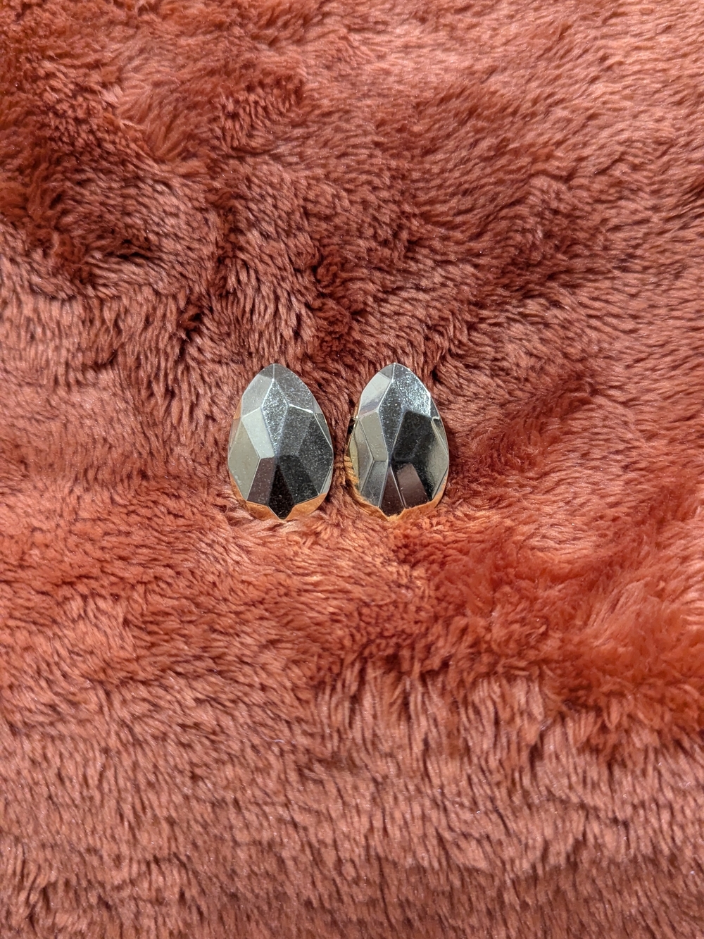 Faceted Teardrop Clip-On Earrings in Gold Tone